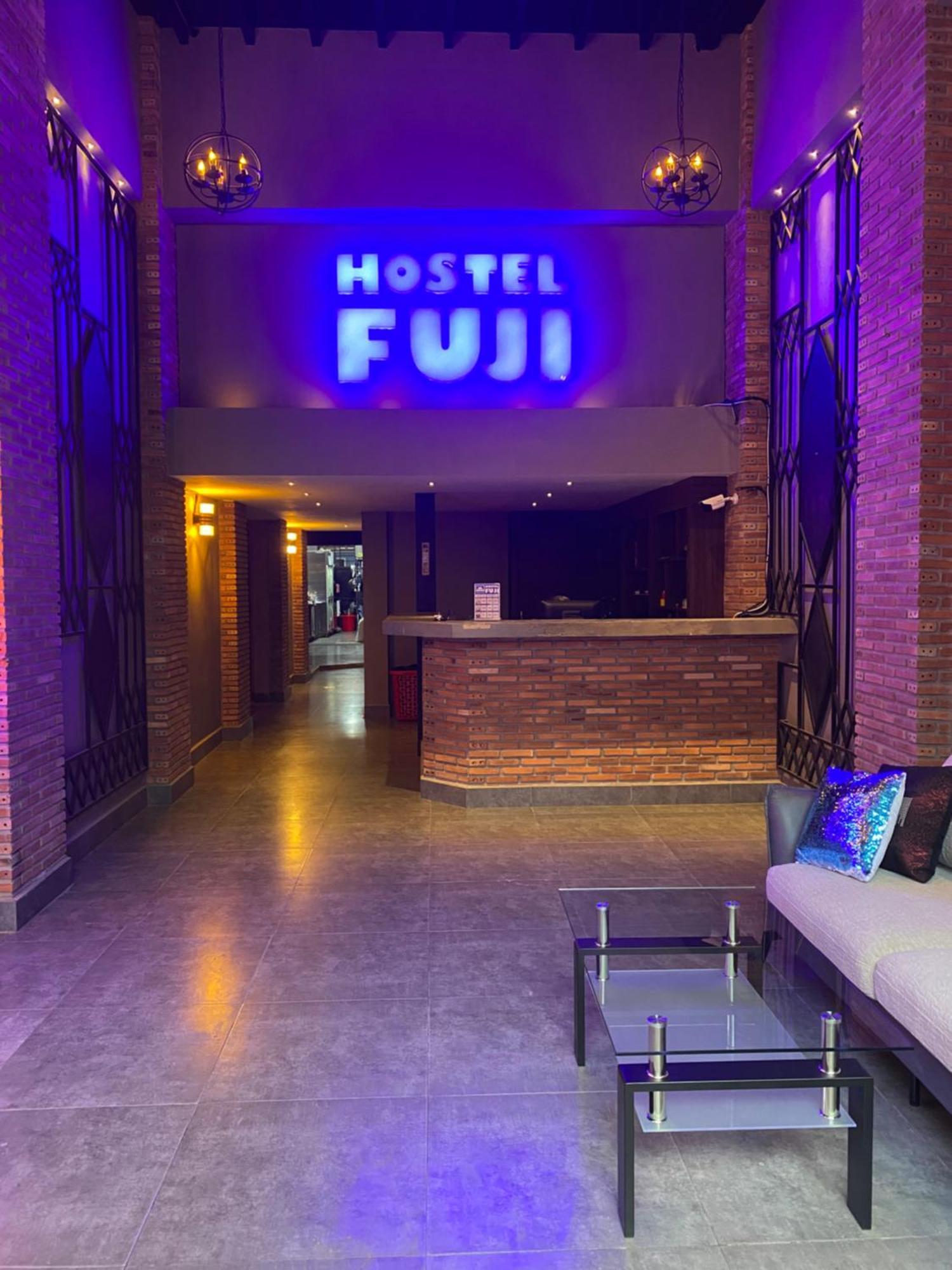 Hostel Fuji Phnom Penh Zewnętrze zdjęcie